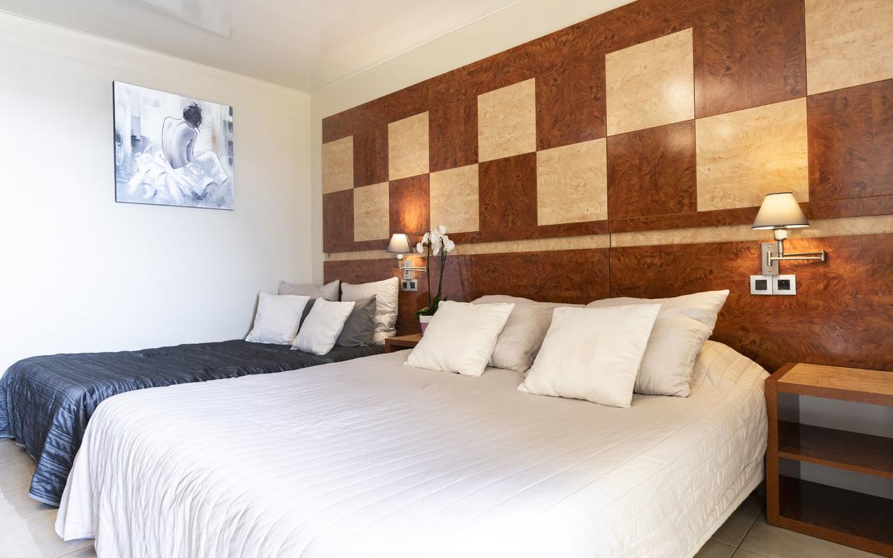 Hotel Le Richmont Marseillan  Buitenkant foto